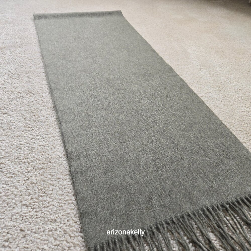 NWOT Cashmere Scarf Olive Green - Picture 6 of 14